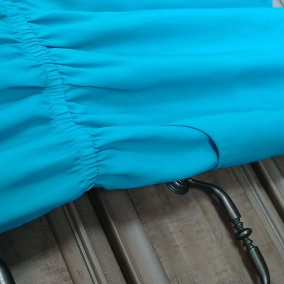 Aqua colored, just above knee length dress with pockets size S - Picture 5 of 5
